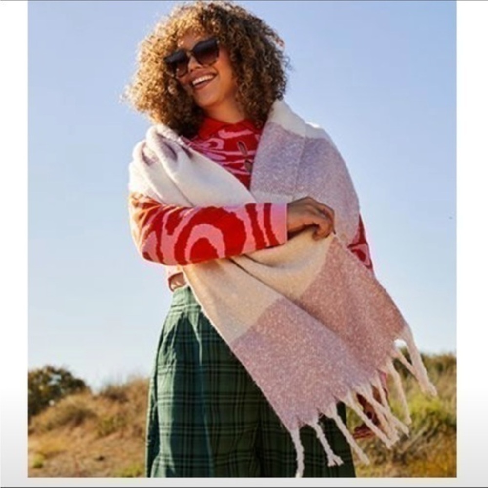 Gentle Fawn cozy scarf